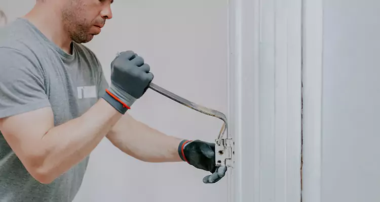 Cracked Door Jamb Repair in Pensacola, FL