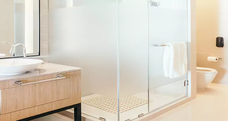 Expert Shower Door Fix and Repair in Pensacola, FL