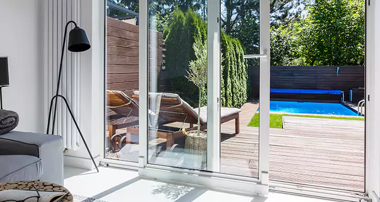 Fixing A Sliding Screen Door Roller in Pensacola, FL